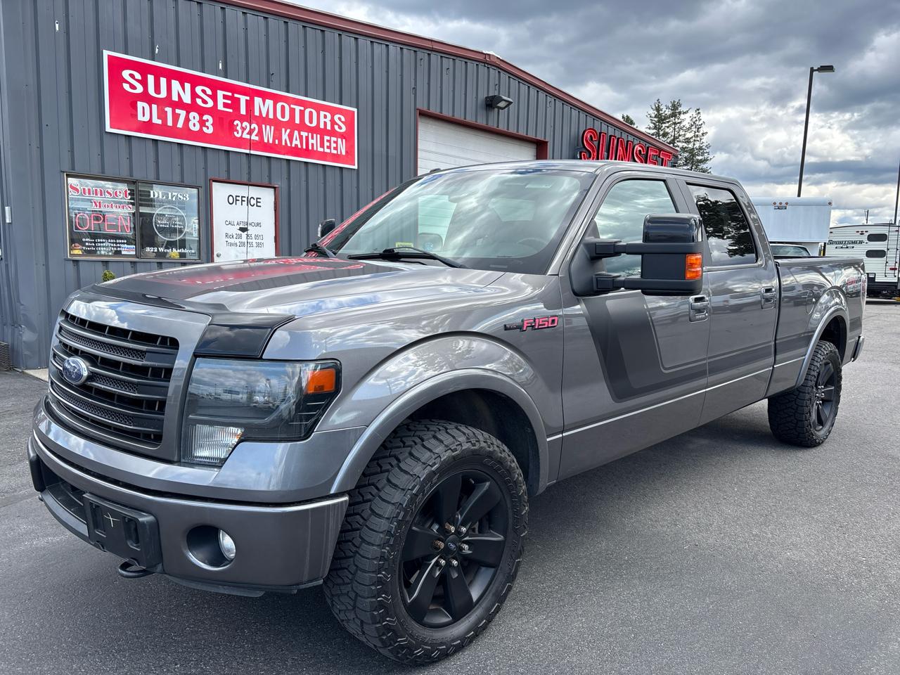 2014 Ford F-150 4WD SuperCrew 145" FX4