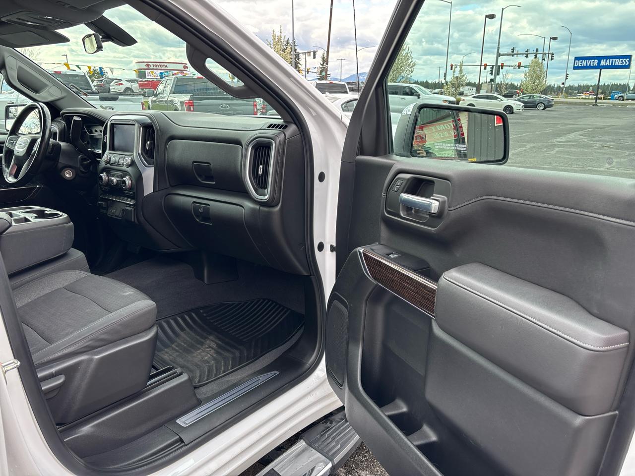 GMC Sierra 1500 4WD Crew Cab 157" SLE 2019