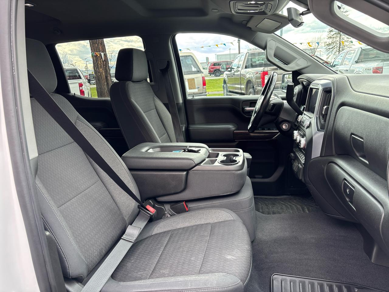 GMC Sierra 1500 4WD Crew Cab 157" SLE 2019