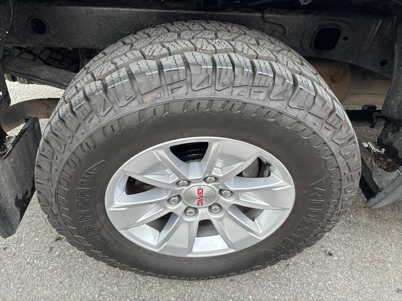 GMC Sierra 1500 4WD Crew Cab 157" SLE 2019