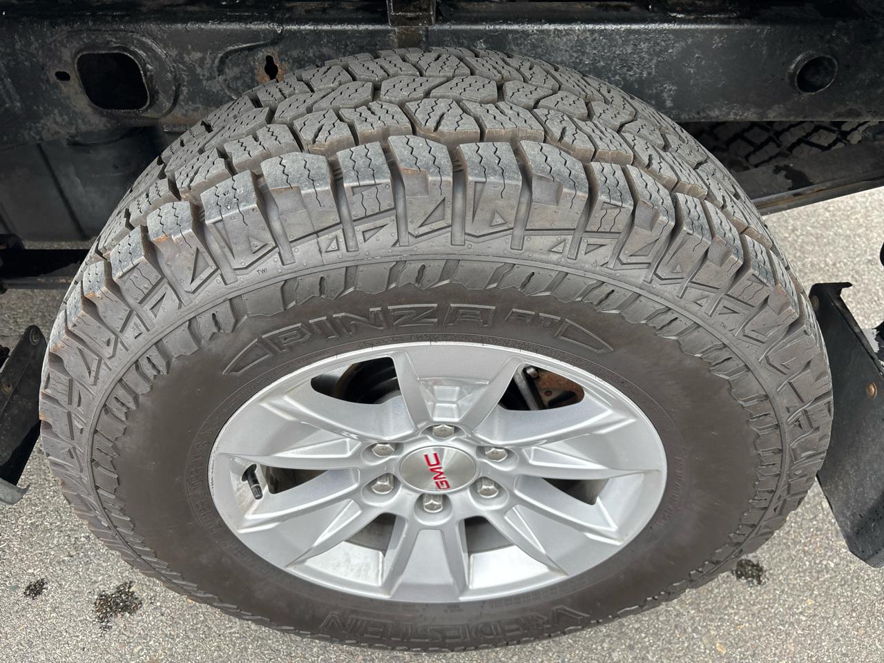 GMC Sierra 1500 4WD Crew Cab 157" SLE 2019