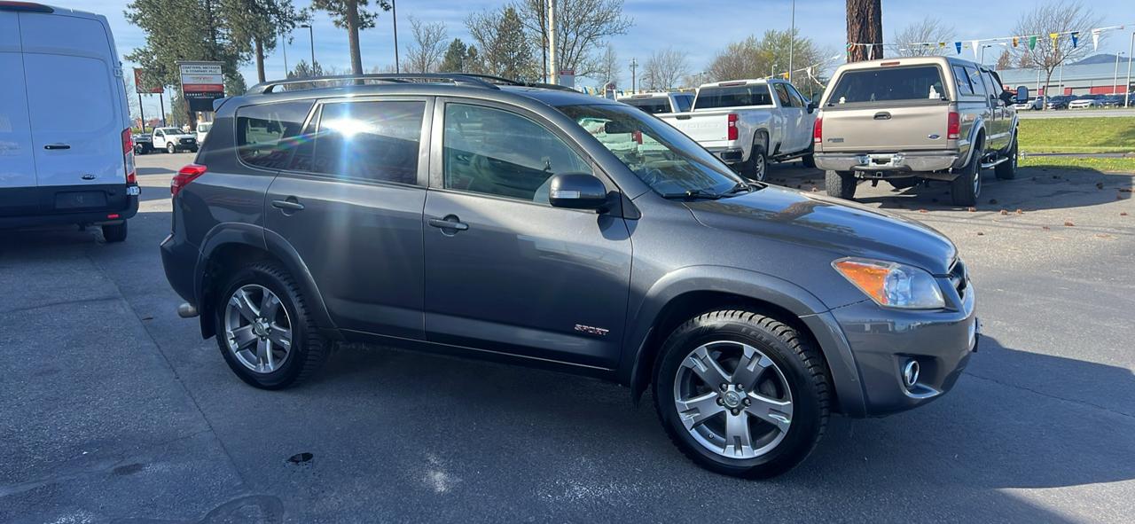 Toyota RAV4 4WD 4dr V6 5-Spd AT Sport (Natl) 2010