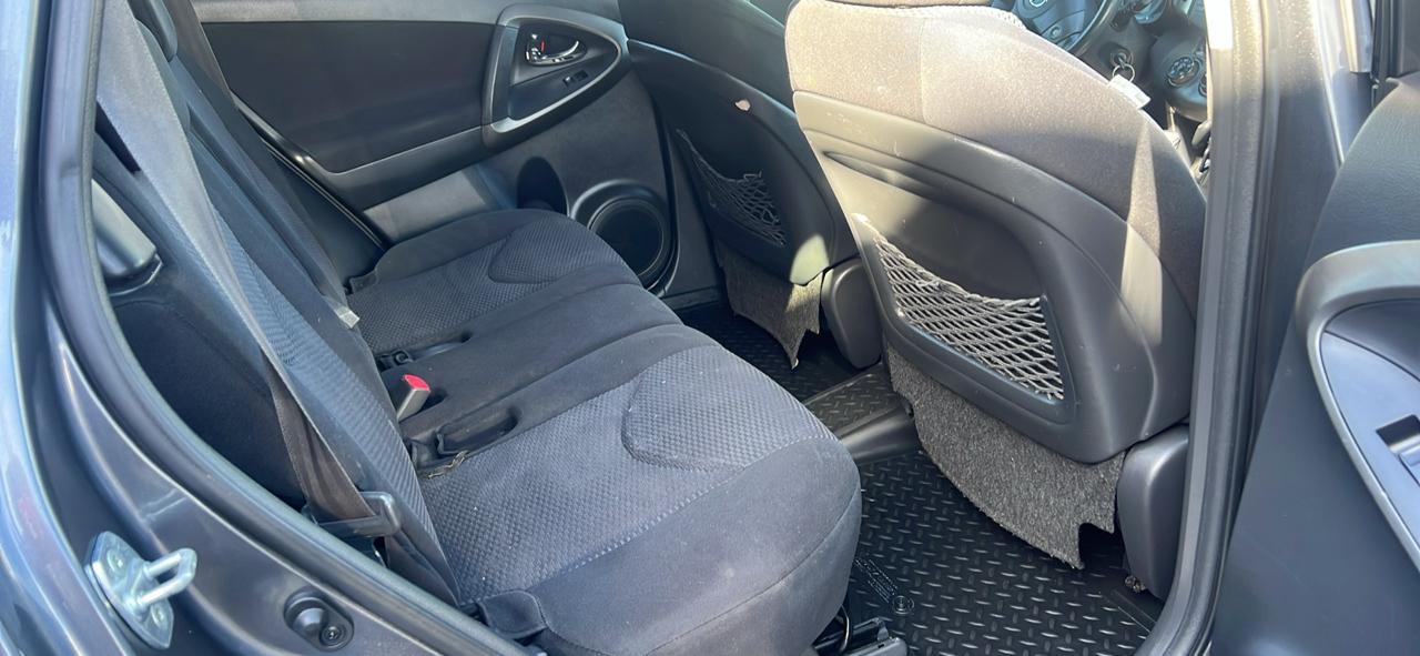 Toyota RAV4 4WD 4dr V6 5-Spd AT Sport (Natl) 2010