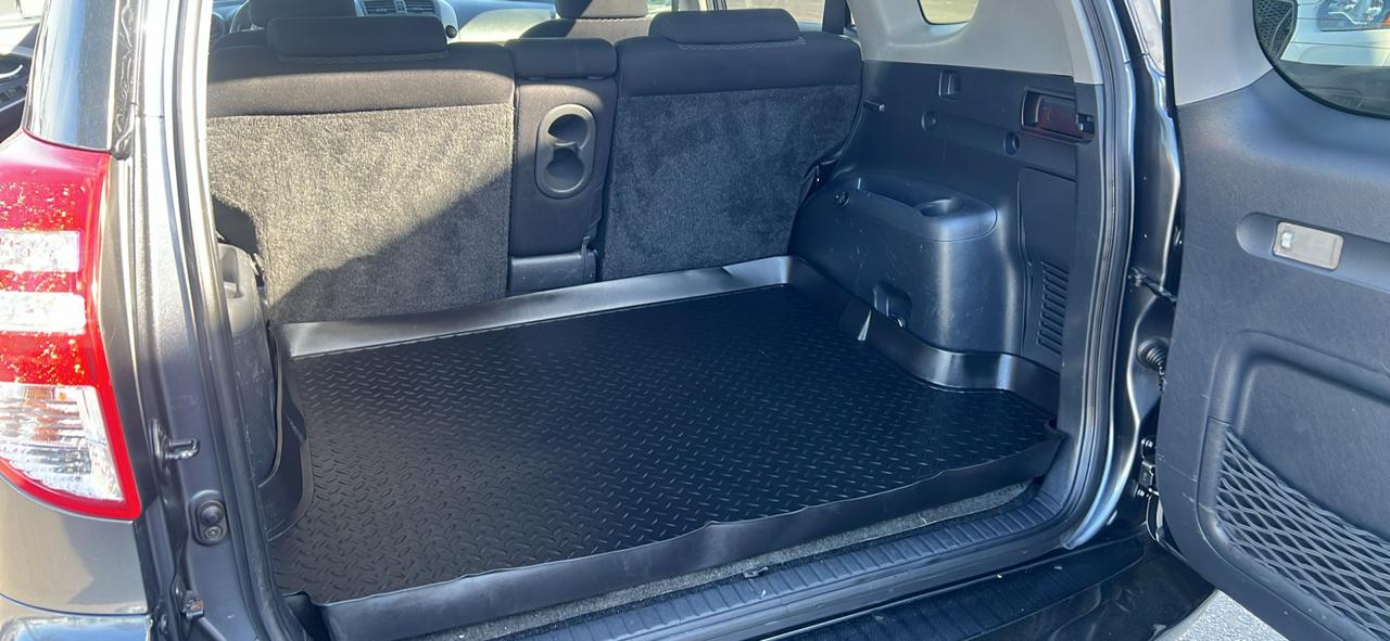 Toyota RAV4 4WD 4dr V6 5-Spd AT Sport (Natl) 2010