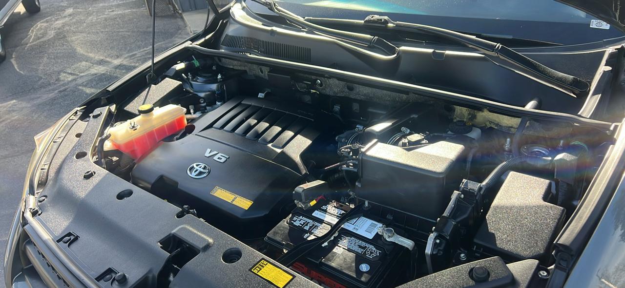 Toyota RAV4 4WD 4dr V6 5-Spd AT Sport (Natl) 2010