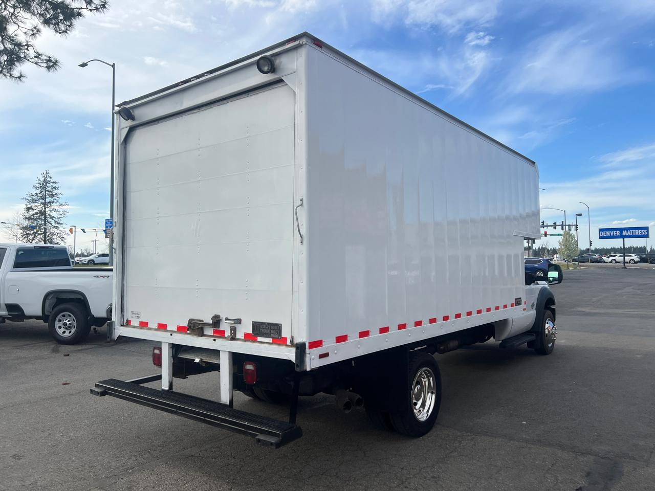 Ford Super Duty F-450 DRW XLT 2WD Reg Cab 205" WB 120" CA 2015