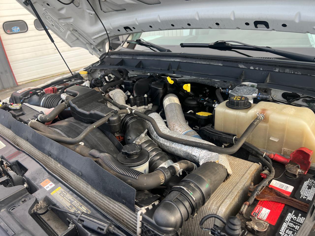 Ford Super Duty F-450 DRW XLT 2WD Reg Cab 205" WB 120" CA 2015