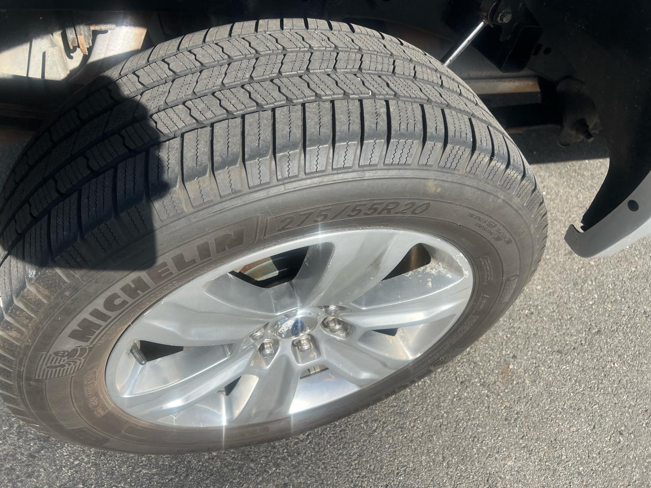 Ford F-150 4WD SuperCrew 157" Platinum 2015