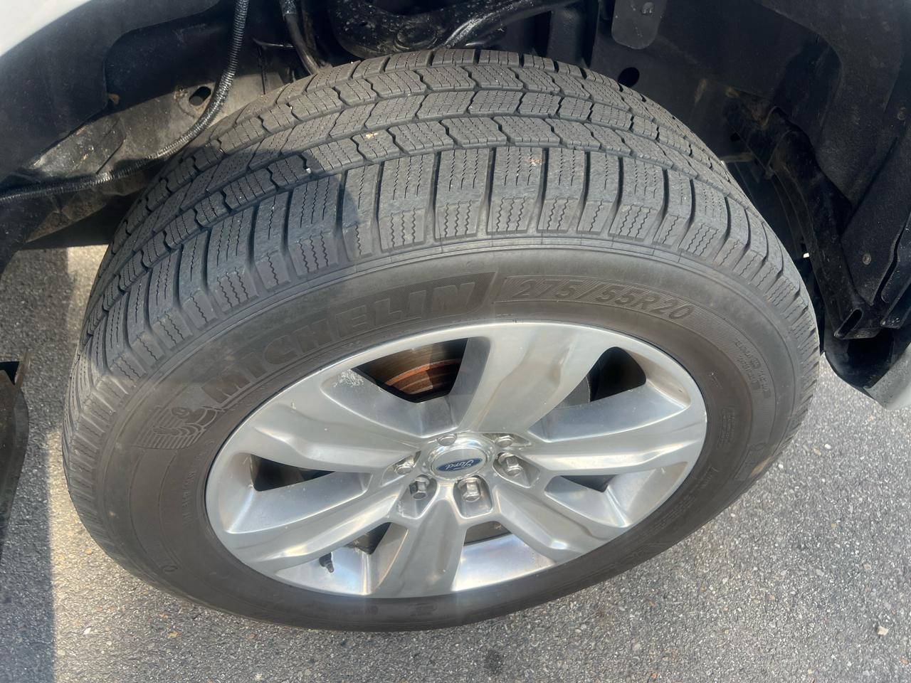 Ford F-150 4WD SuperCrew 157" Platinum 2015