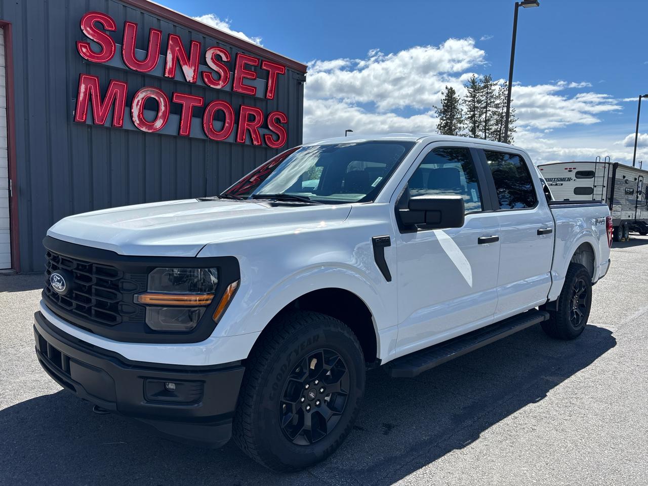 2024 Ford F-150 4WD SuperCrew 145" STX