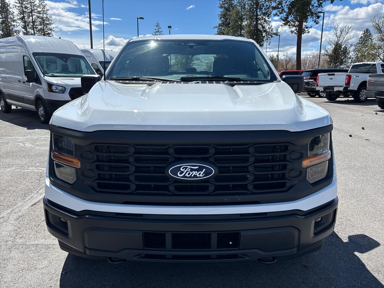 Ford F-150 4WD SuperCrew 145" STX 2024