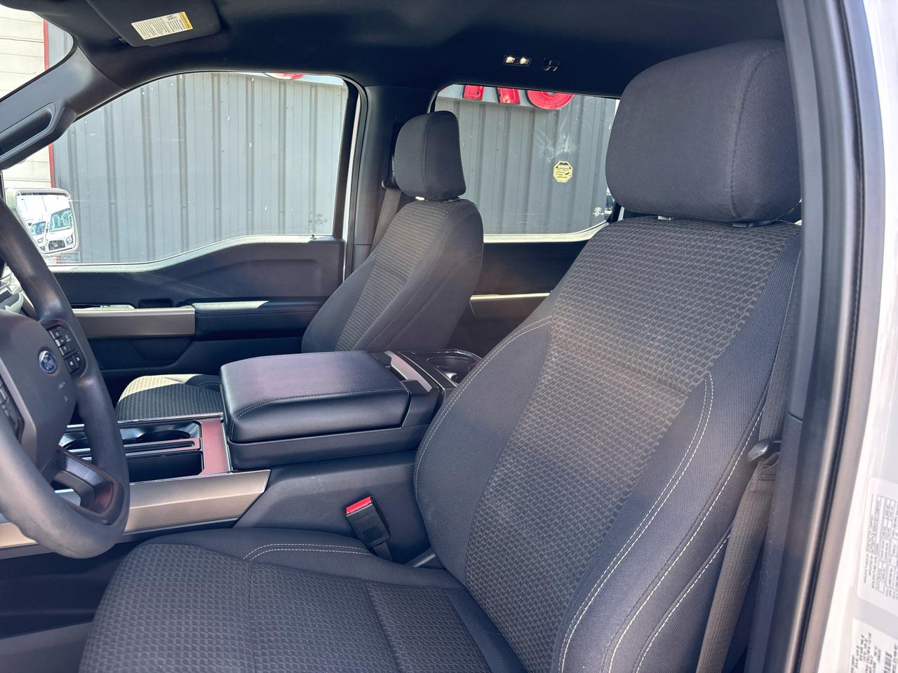 Ford F-150 4WD SuperCrew 145" STX 2024