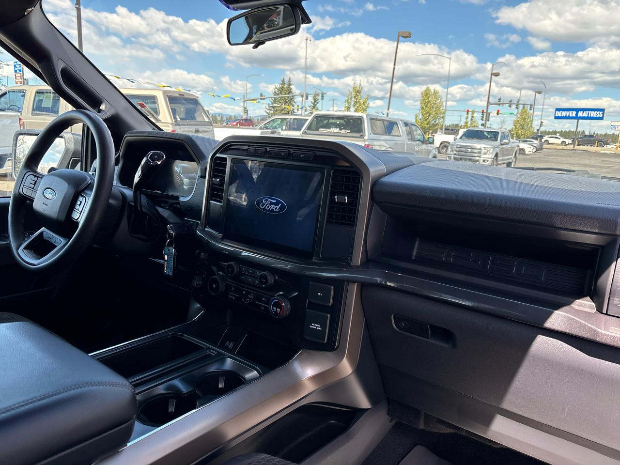 Ford F-150 4WD SuperCrew 145" STX 2024