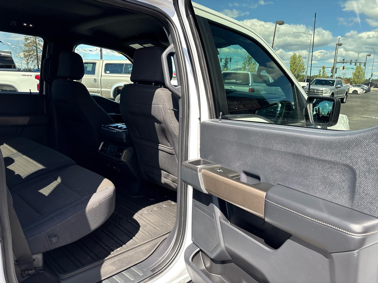 Ford F-150 4WD SuperCrew 145" STX 2024