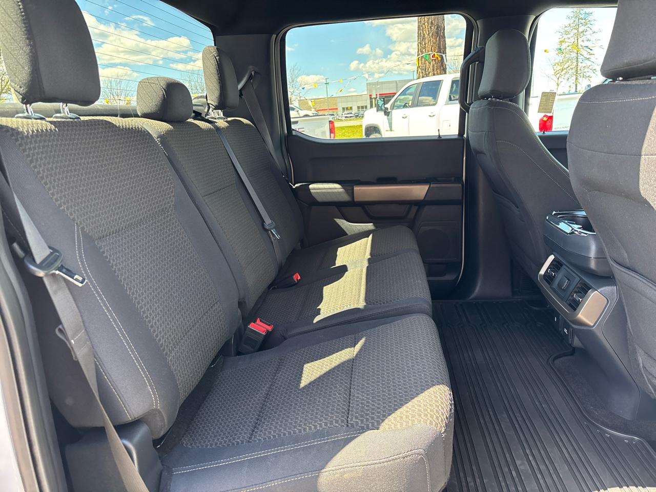 Ford F-150 4WD SuperCrew 145" STX 2024