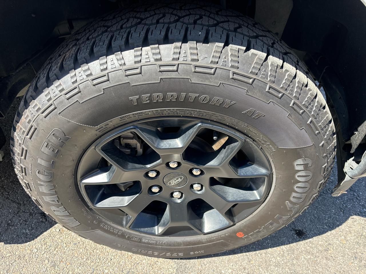 Ford F-150 4WD SuperCrew 145" STX 2024