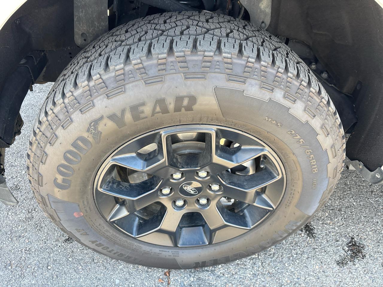 Ford F-150 4WD SuperCrew 145" STX 2024