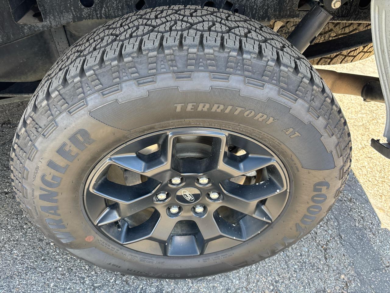 Ford F-150 4WD SuperCrew 145" STX 2024