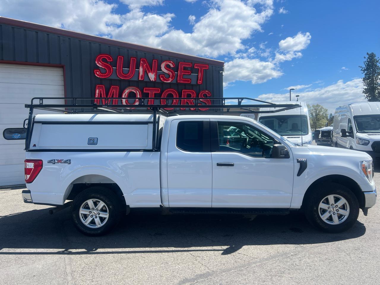 2022 Ford F-150 4WD SuperCab 145" XL