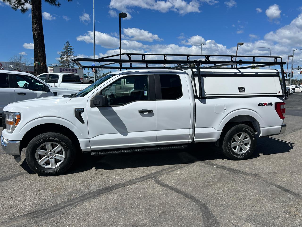 Ford F-150 4WD SuperCab 145" XL 2022