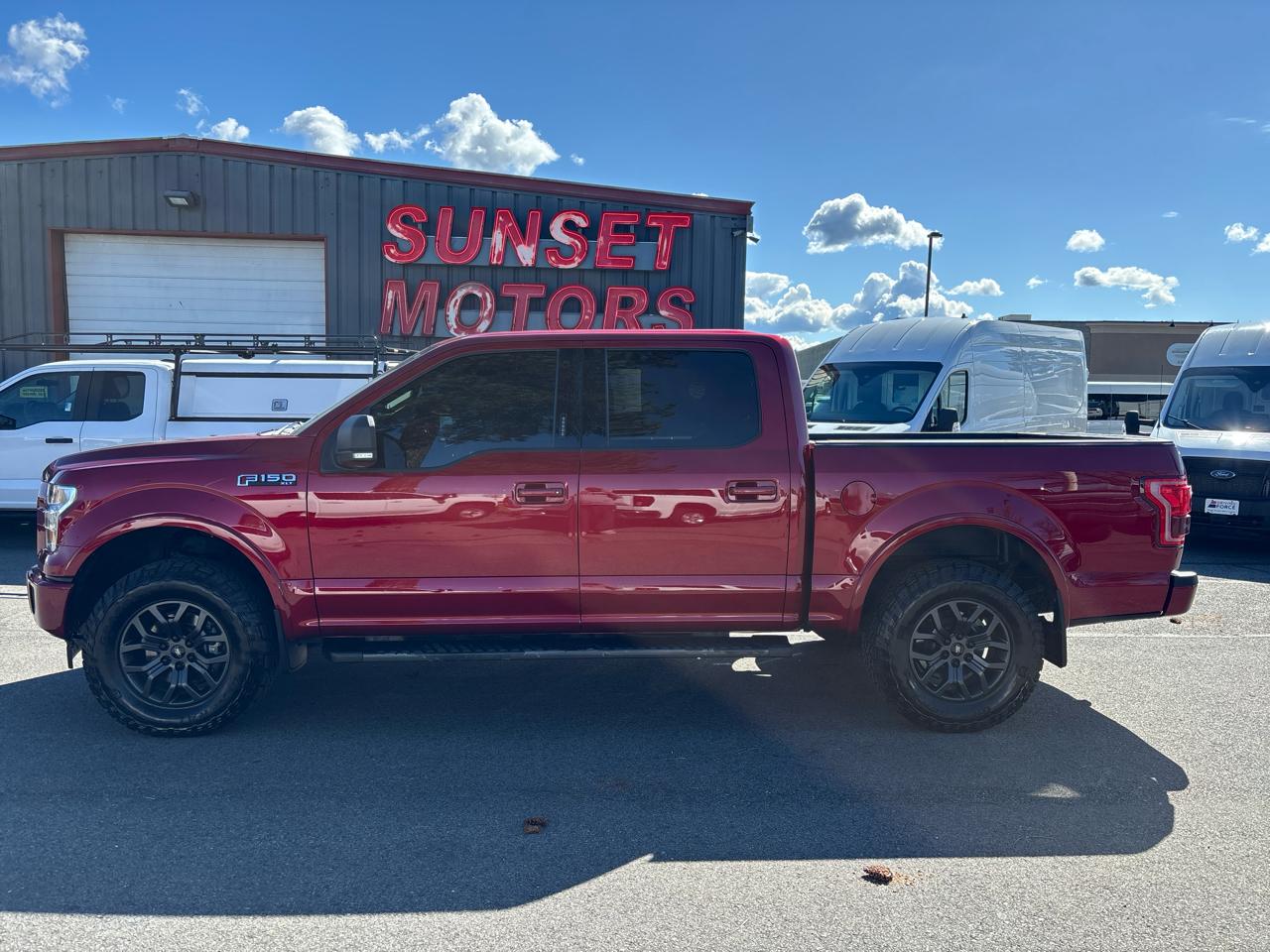 Ford F-150 4WD SuperCrew 145" XLT 2017