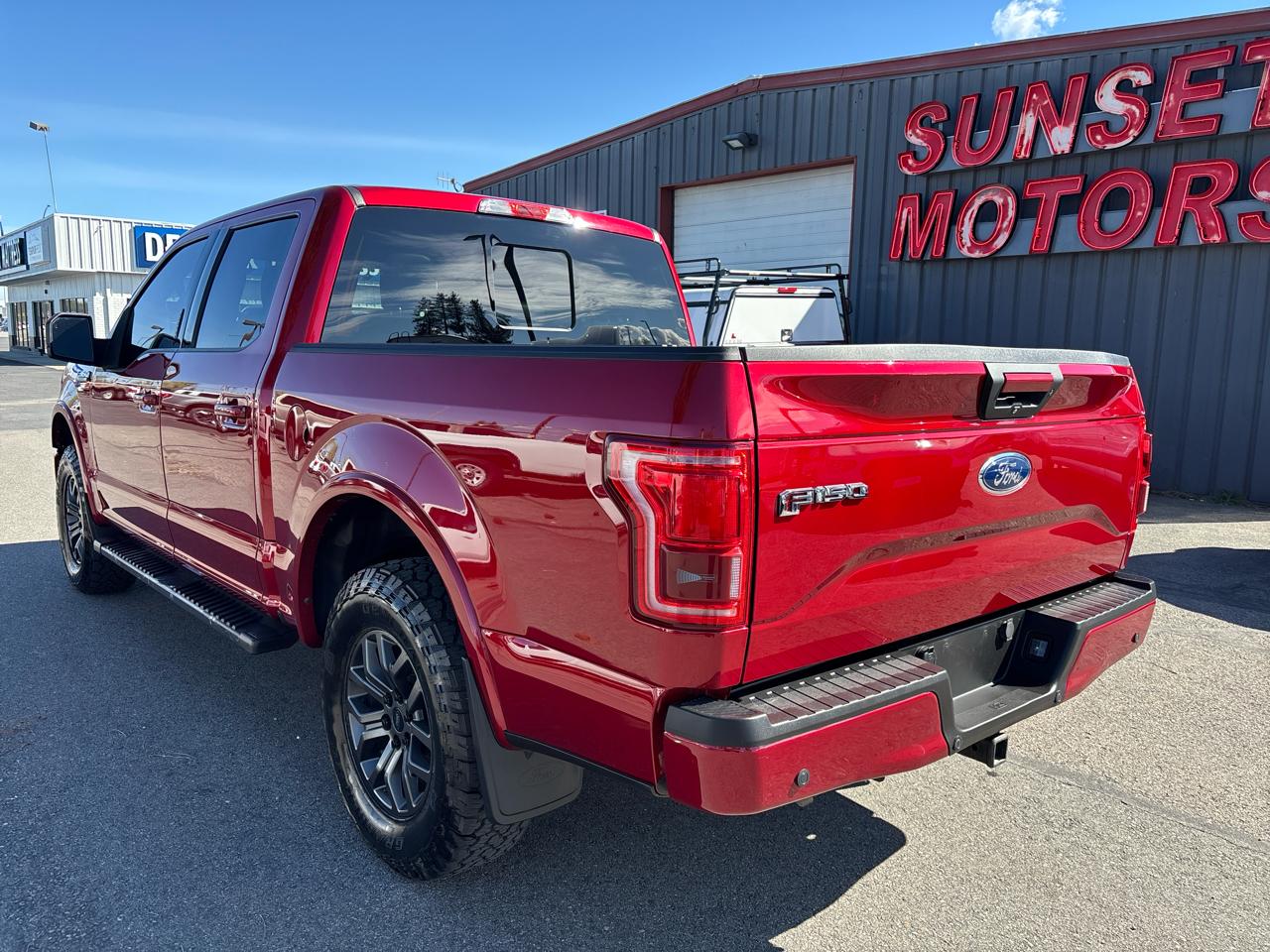 Ford F-150 4WD SuperCrew 145" XLT 2017
