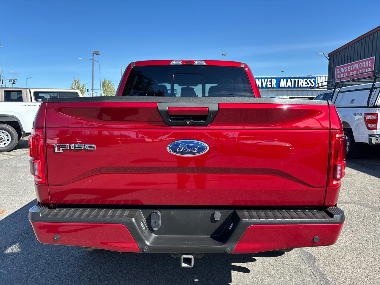 Ford F-150 4WD SuperCrew 145" XLT 2017