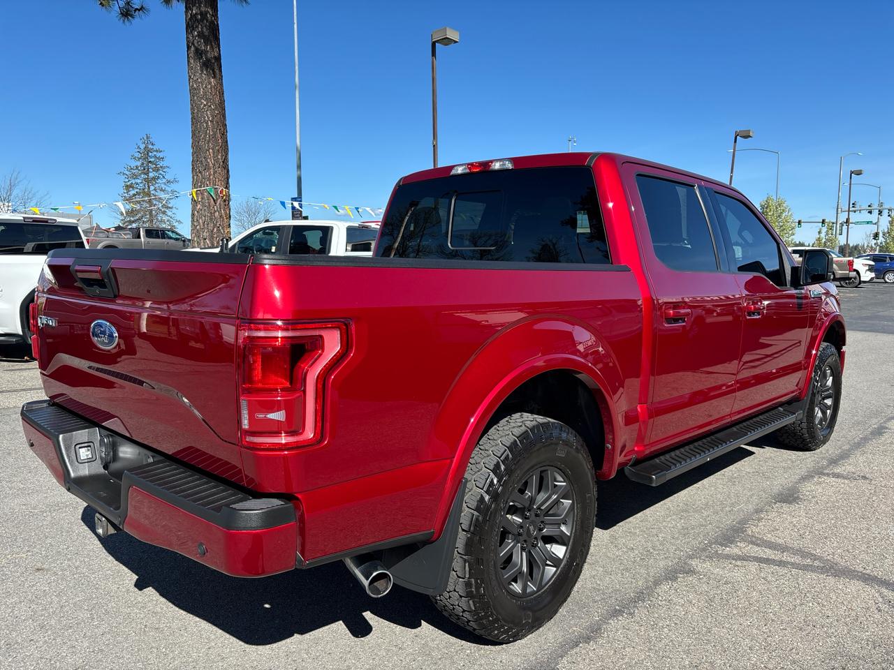 Ford F-150 4WD SuperCrew 145" XLT 2017