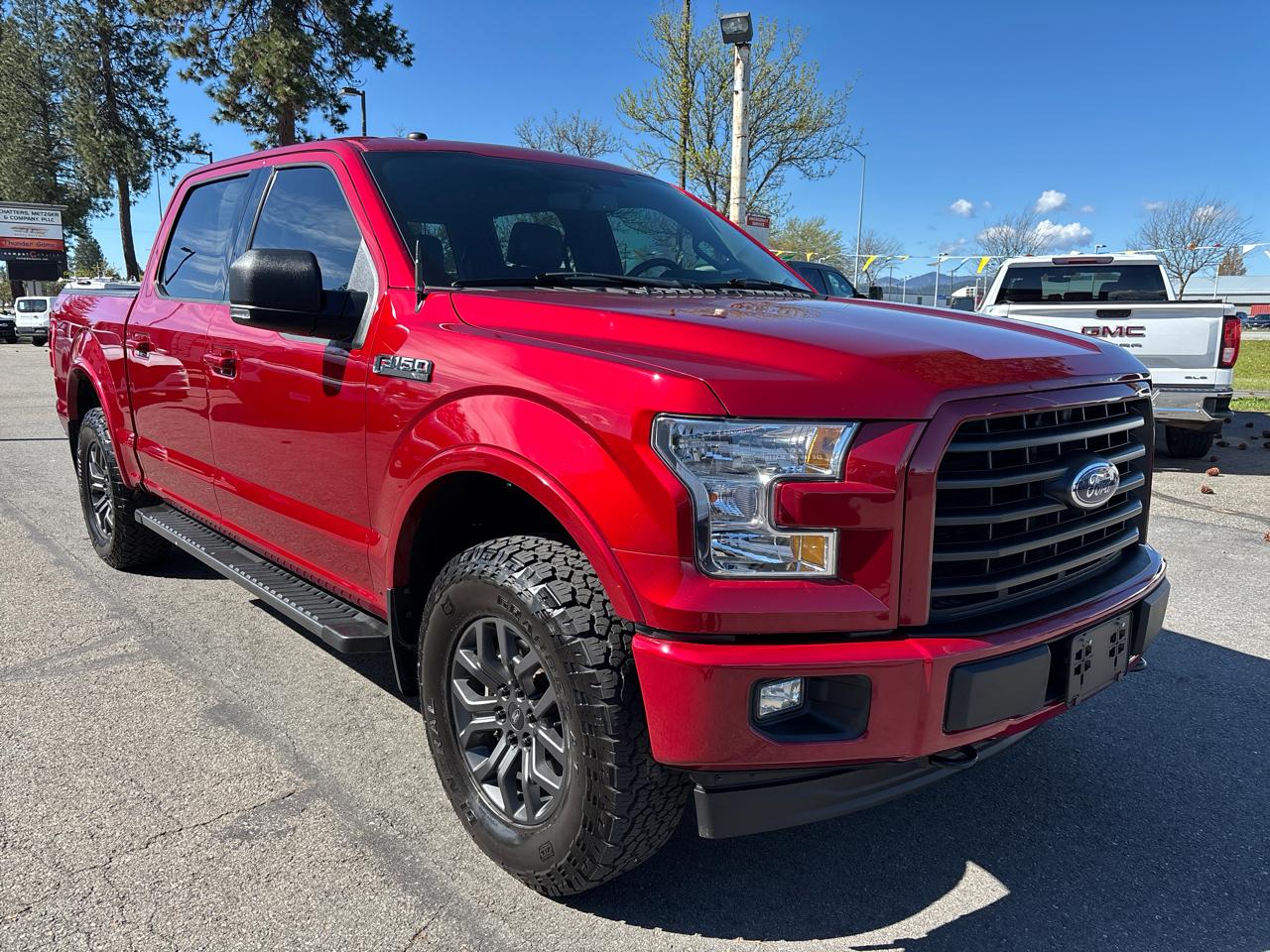 Ford F-150 4WD SuperCrew 145" XLT 2017