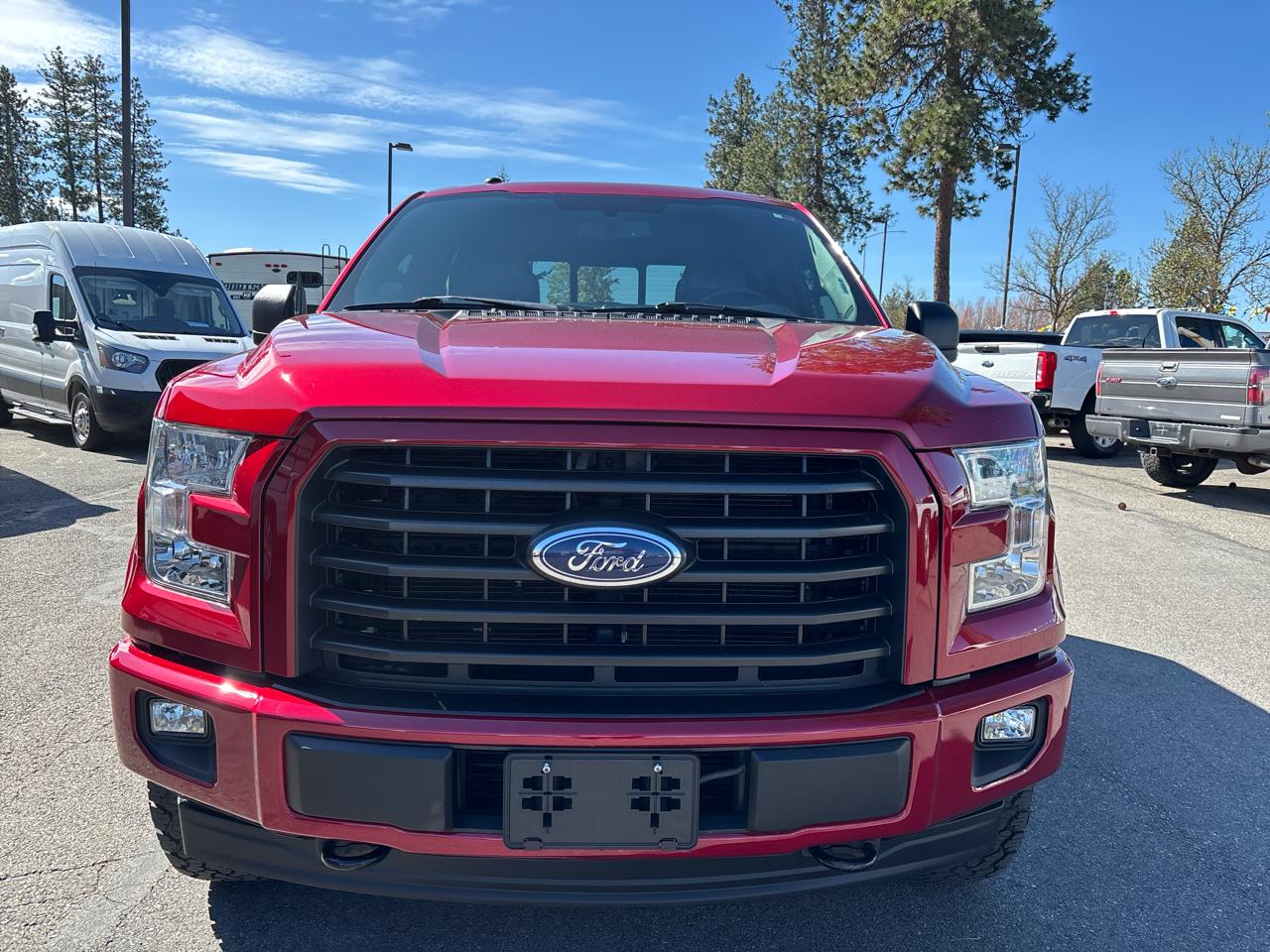 Ford F-150 4WD SuperCrew 145" XLT 2017