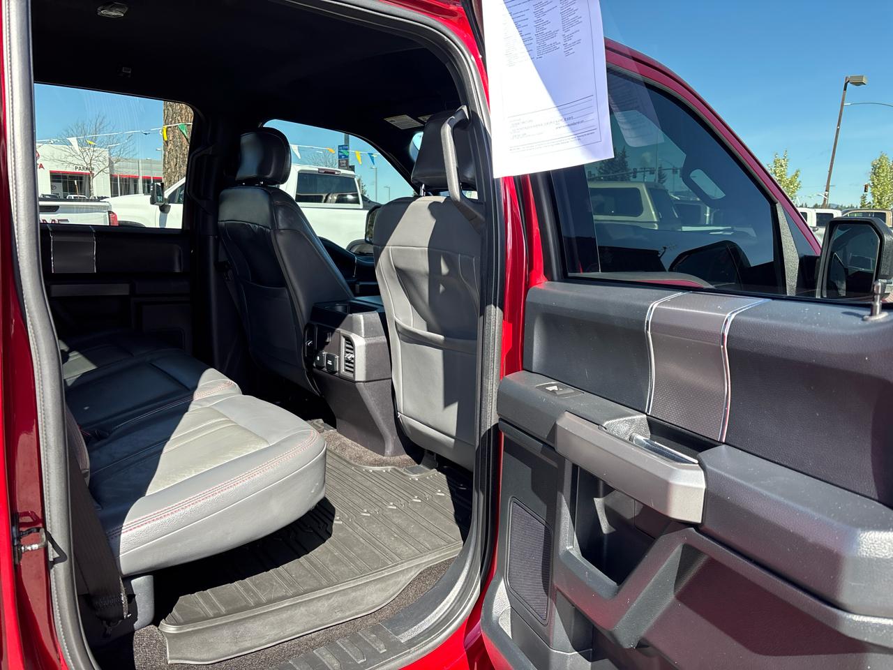 Ford F-150 4WD SuperCrew 145" XLT 2017