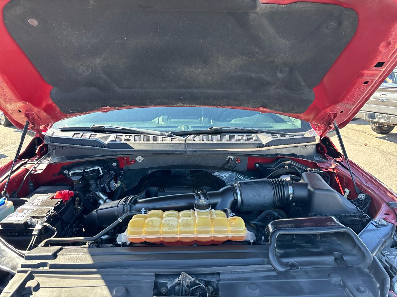 Ford F-150 4WD SuperCrew 145" XLT 2017