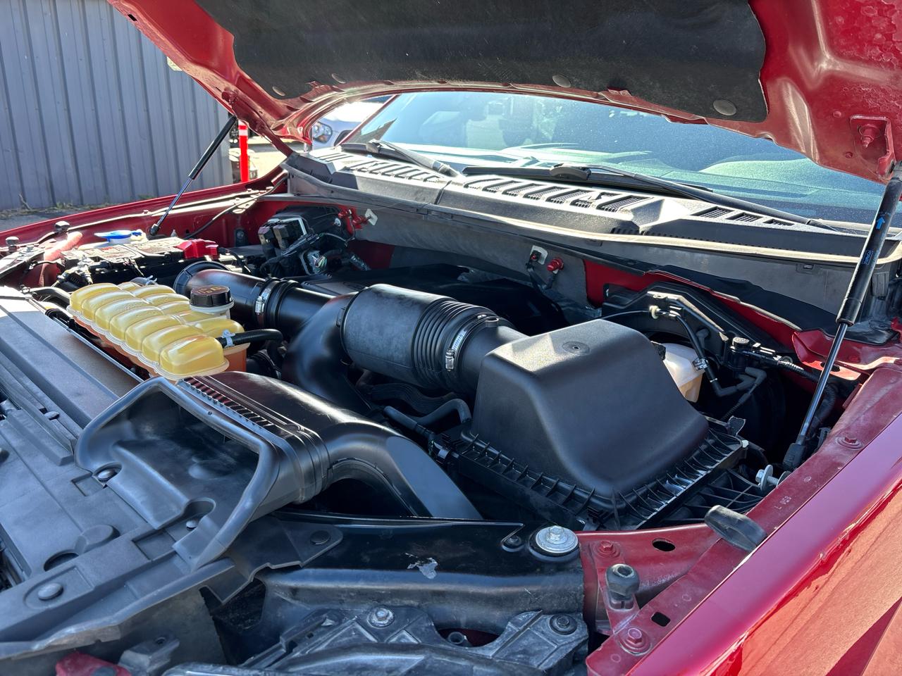 Ford F-150 4WD SuperCrew 145" XLT 2017