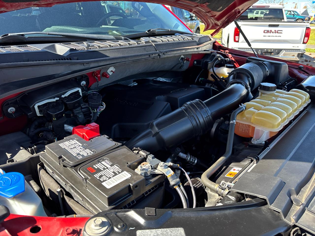 Ford F-150 4WD SuperCrew 145" XLT 2017