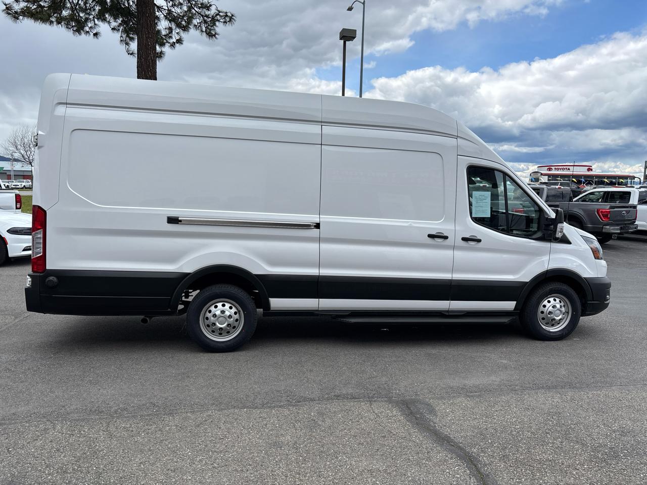 Ford Transit Cargo Van T-350 148" EL Hi Rf 9500 GVWR AWD 2022
