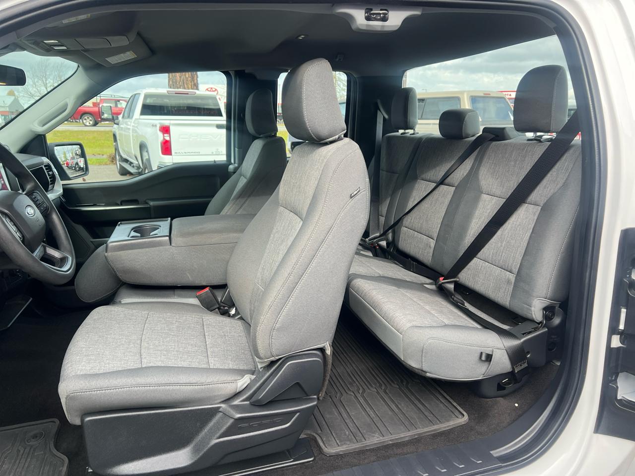 Ford F-150 4WD SuperCab 145" XL 2022