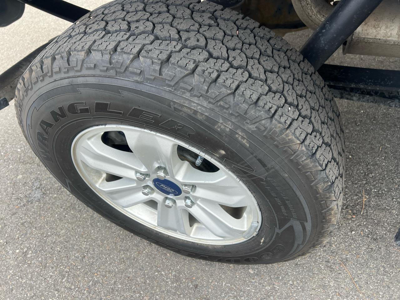 Ford F-150 4WD SuperCab 145" XL 2022