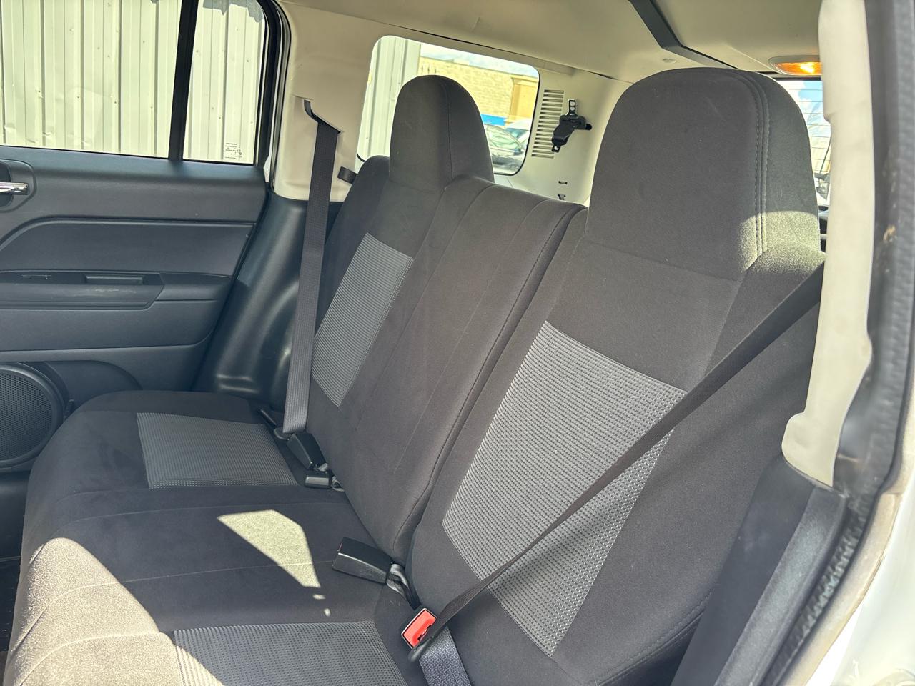 Jeep Patriot 4WD 4dr Sport 2015