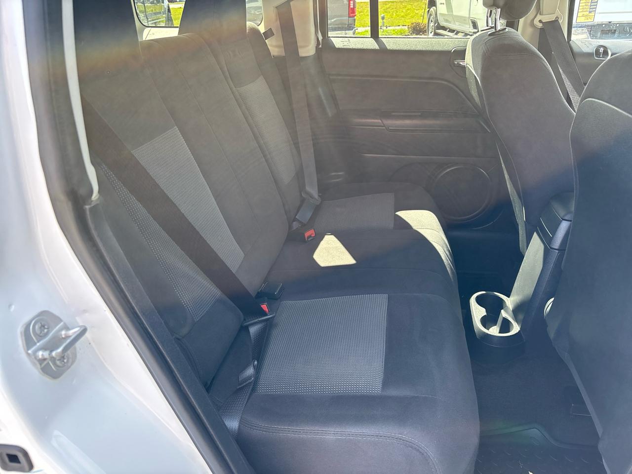 Jeep Patriot 4WD 4dr Sport 2015