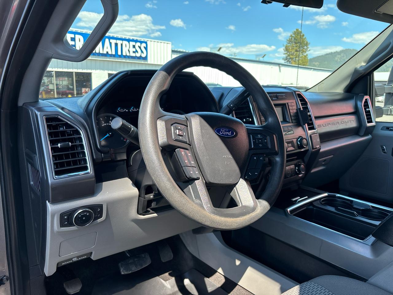 Ford Super Duty F-250 SRW XLT 4WD SuperCab 6.75' Box 2018