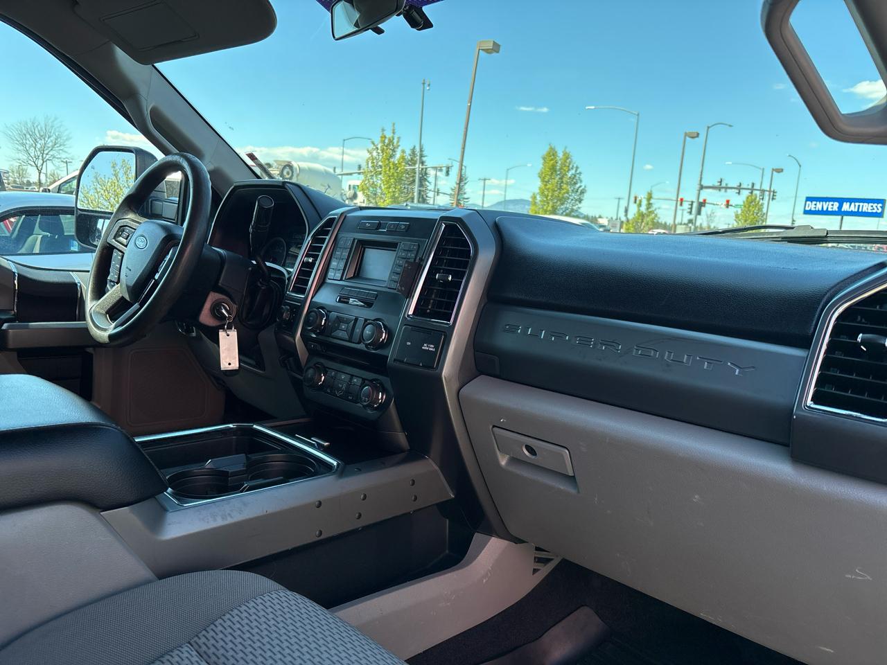 Ford Super Duty F-250 SRW XLT 4WD SuperCab 6.75' Box 2018