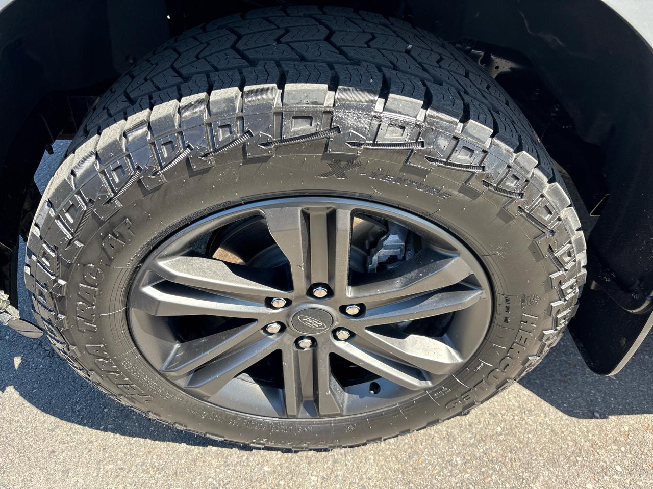 Ford F-150 4WD SuperCrew 145" XLT 2025