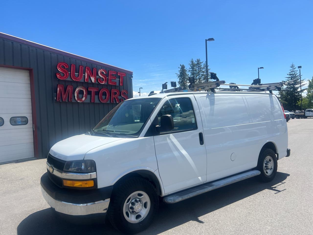 2020 Chevrolet Express Cargo Van RWD 2500 135"