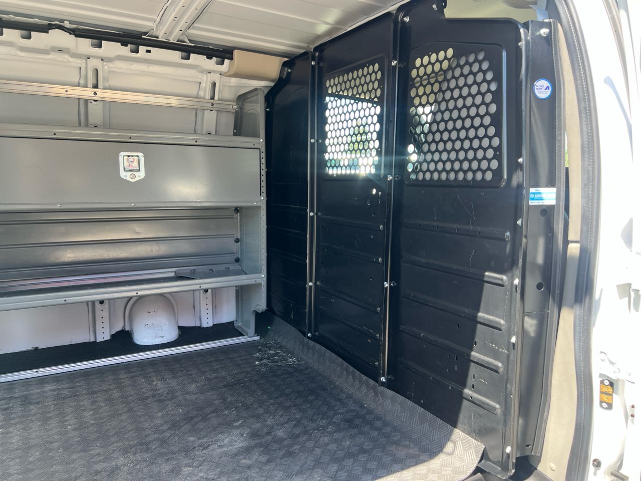 Chevrolet Express Cargo Van RWD 2500 135" 2020