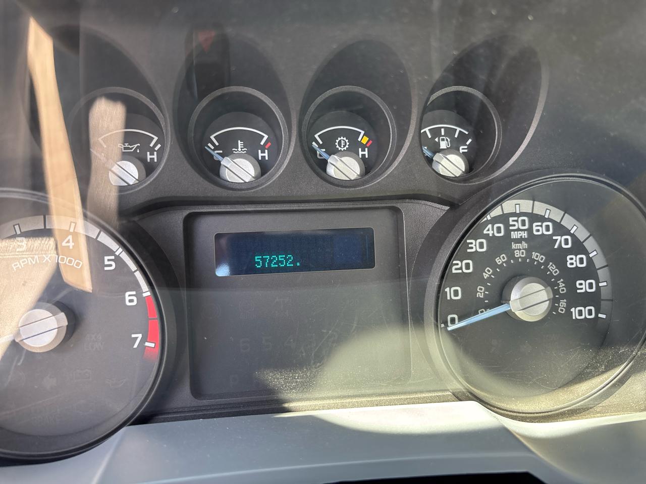 Ford Super Duty F-250 SRW 4WD Reg Cab 137" XL 2016