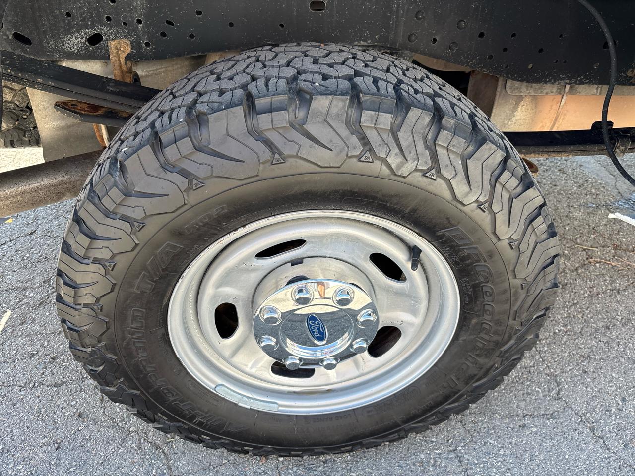 Ford Super Duty F-250 SRW 4WD Reg Cab 137" XL 2016