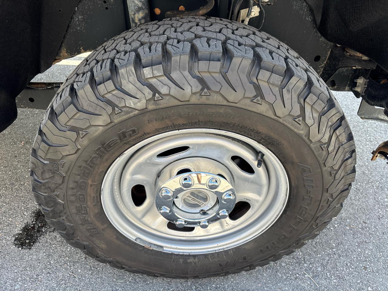 Ford Super Duty F-250 SRW 4WD Reg Cab 137" XL 2016
