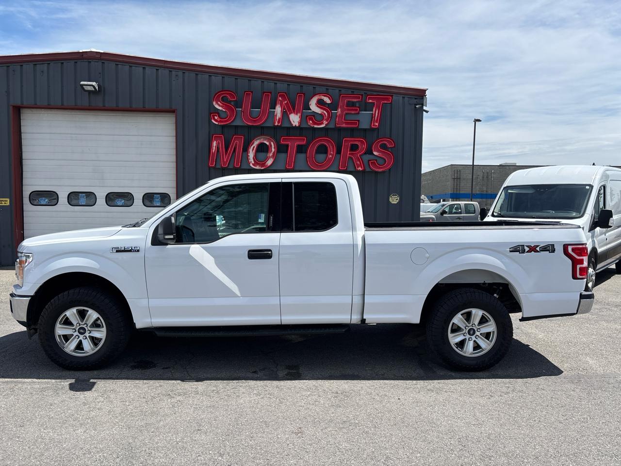 Ford F-150 4WD SuperCab 145" XLT 2018