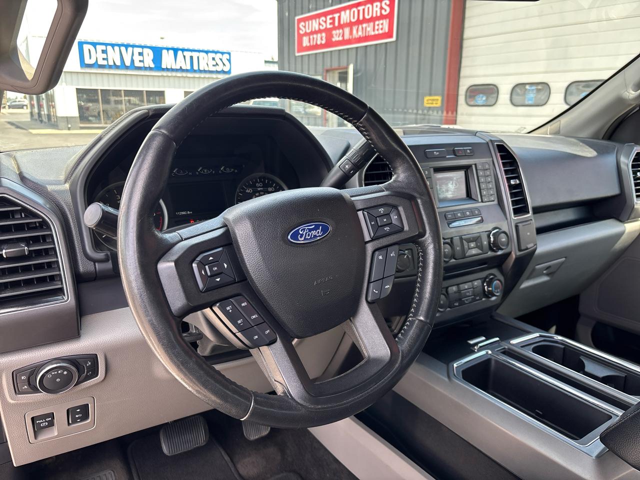 Ford F-150 4WD SuperCab 145" XLT 2018