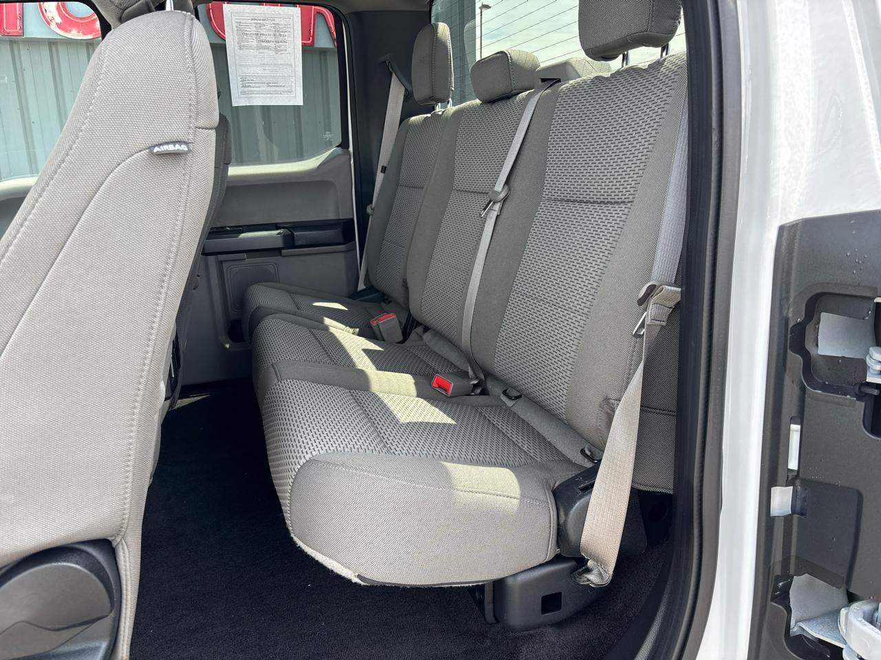 Ford F-150 4WD SuperCab 145" XLT 2018